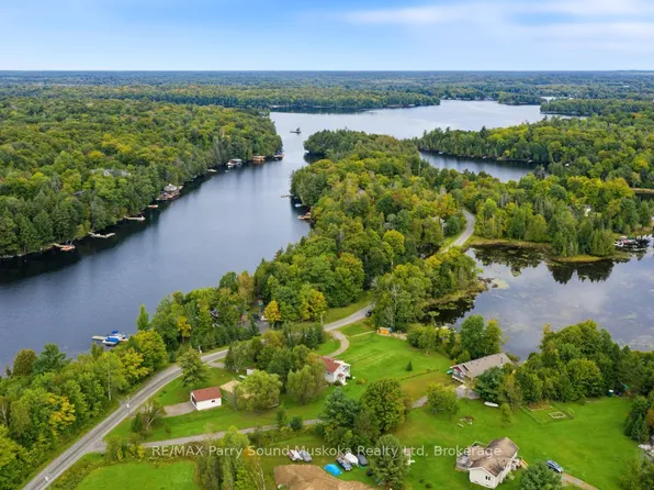 5 Meharg Dr, McKellar, ON P2A 0B5