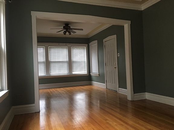 4th image of 5046 W Cornelia Ave #1