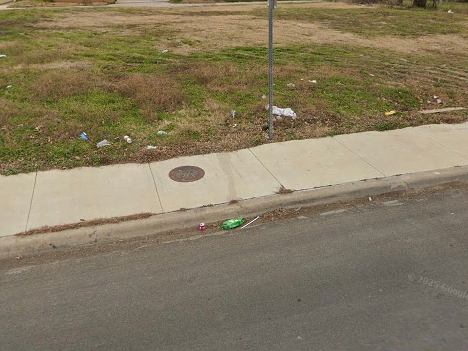 1st image of 1855 Bickers St