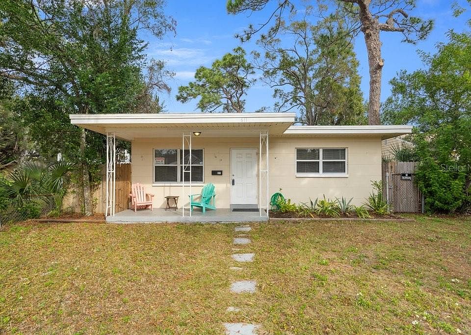 1st image of 611 26th Ave S