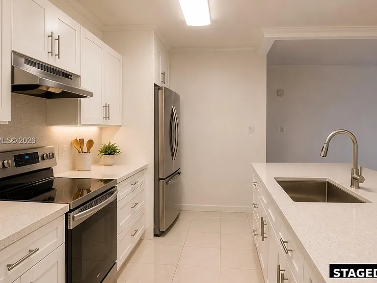 240 W Park Dr #205-4 — Photo 5
