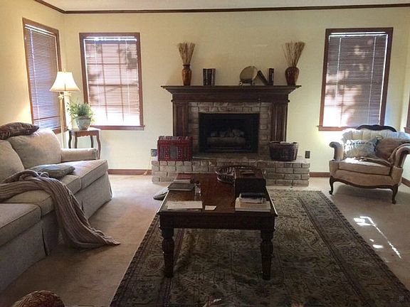 3rd image of 1253 Cottage Dr