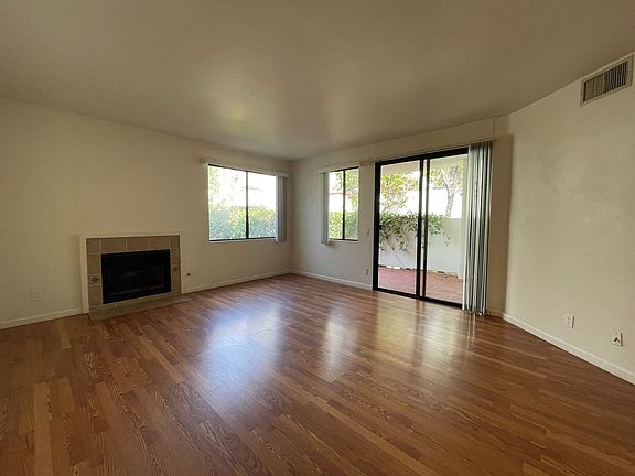 2nd image of 701 Kettner Blvd Unit 219