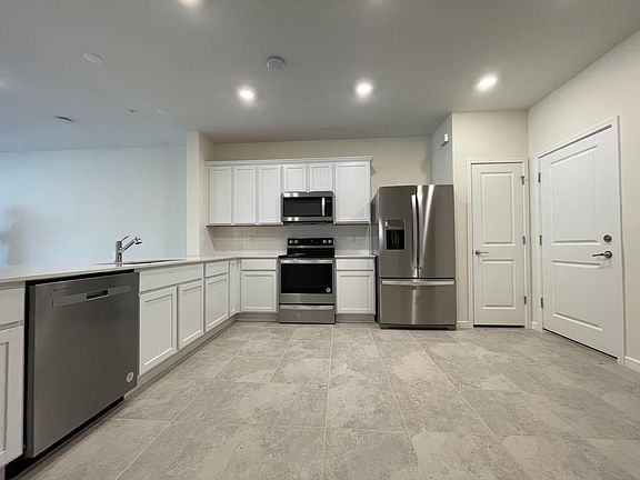 3rd image of 1904 Erudite Way