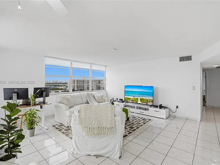 1351 NE Miami Gardens Dr #806E — Photo 20