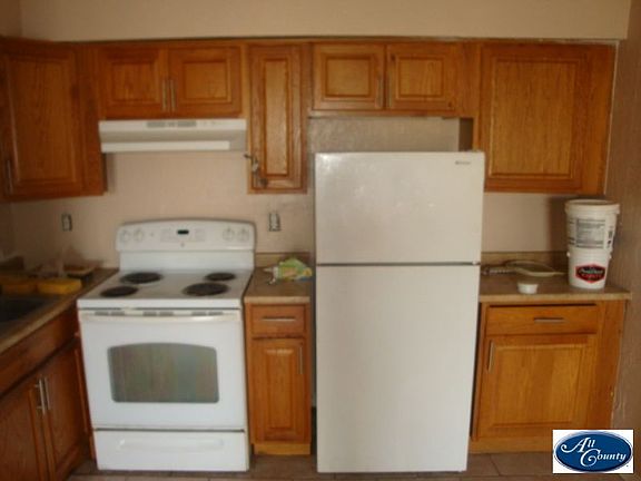 5th image of 127 S 95th St APT 3