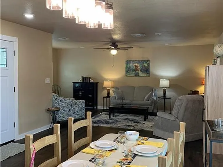 952 Fannin Loop — Photo 6