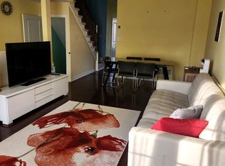 1355 Rathburn Rd E Unit 4, Mississauga, ON L4W 5R5