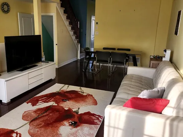 1355 Rathburn Rd E Unit 4, Mississauga, ON L4W 5R5