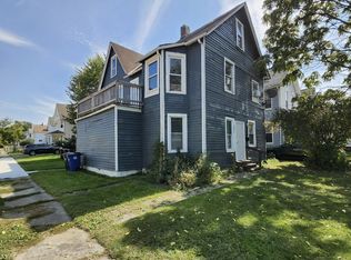 2033 W 98th St, Cleveland, OH 44102