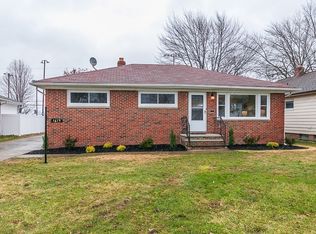 1619 Chelmsford Rd, Mayfield Heights, OH 44124