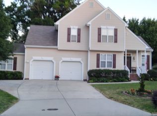 2700 Blockhouse Ct, Jamestown, NC 27282