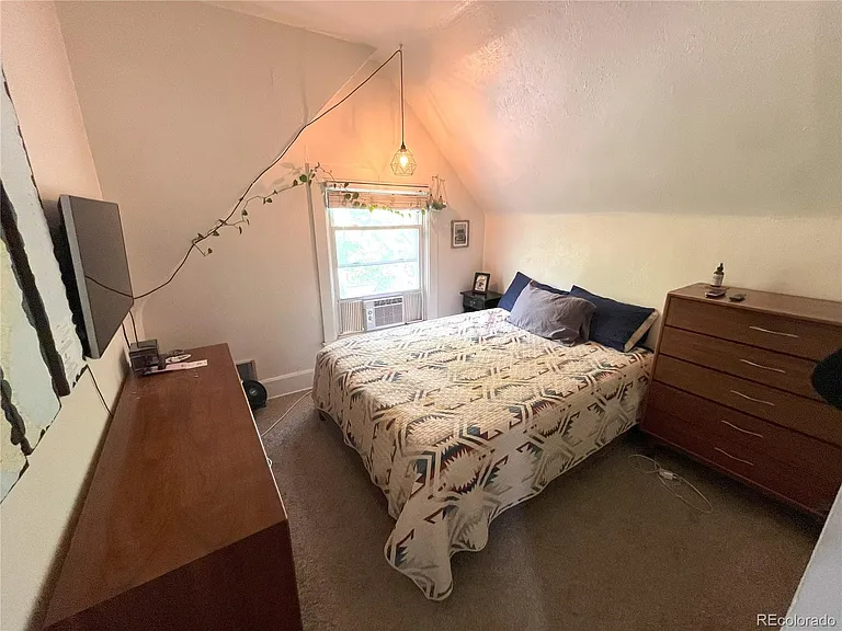 464 S Grant St #2 — Photo 16