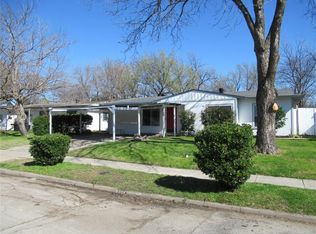 1049 Highland Dr, Grand Prairie, TX 75051