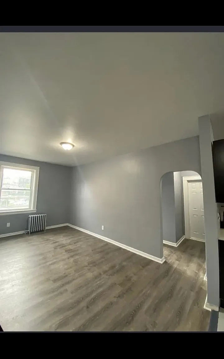 1 bed, $1,895 — Photo 2