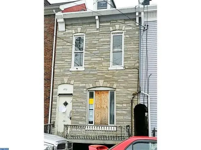 403 S 10th St photo 1