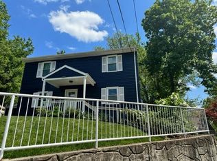 6021 Park Pl, Alexandria, VA 22303