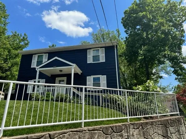 6021 Park Pl, Alexandria, VA 22303