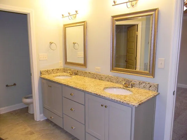 3919 Karaline Cir — Photo 11