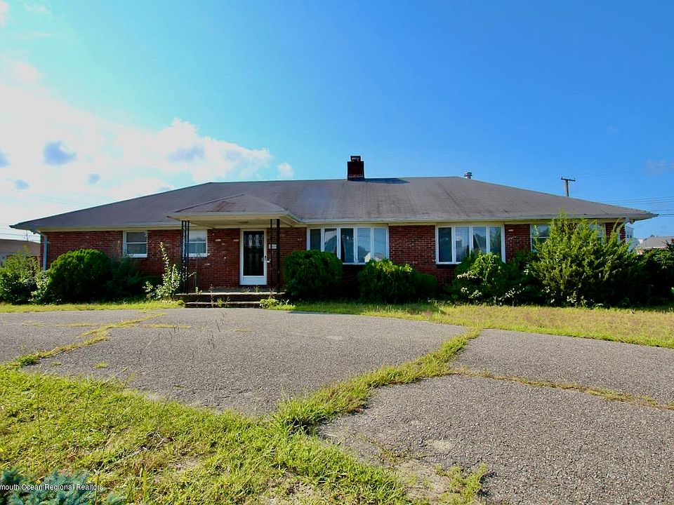1st image of 2569 Balfrey Dr