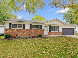 39370 Long St, Harrison Township, MI 48045