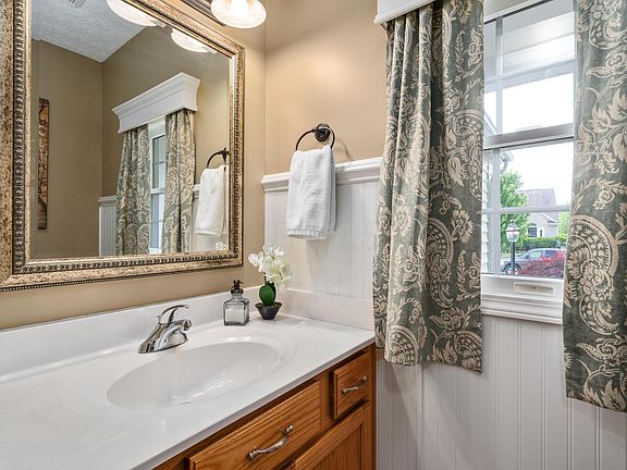 4th image of 7516 Fairfield Lakes Dr