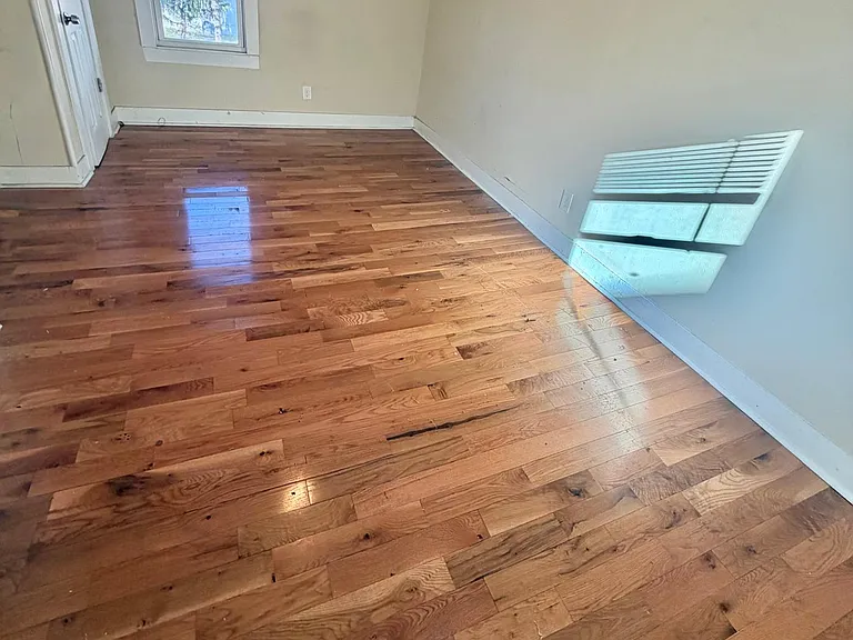 93 Elliott St — Photo 6