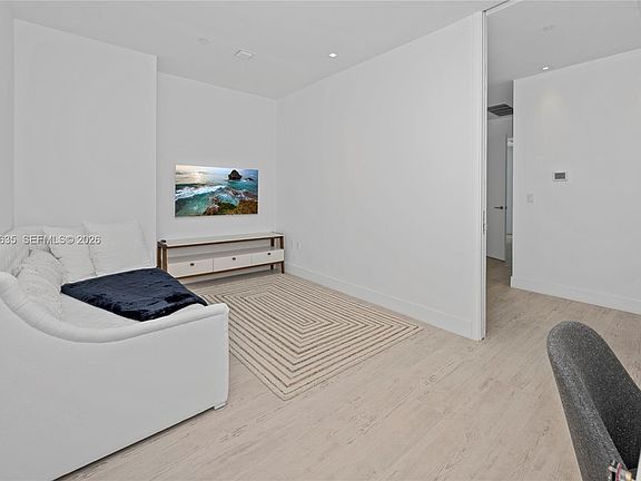 5th image of 17475 Collins Ave Unit 1201