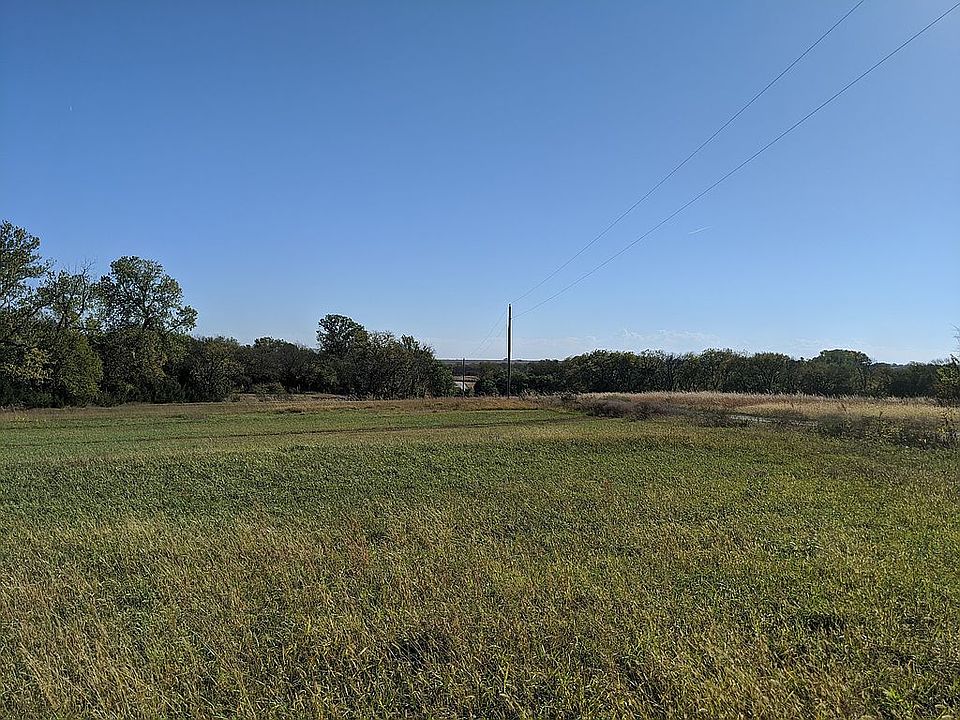 2nd image of 6744 Flush Rd