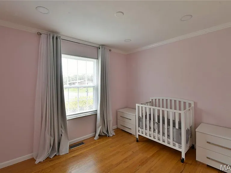 965 Orchard Lakes Dr — Photo 22