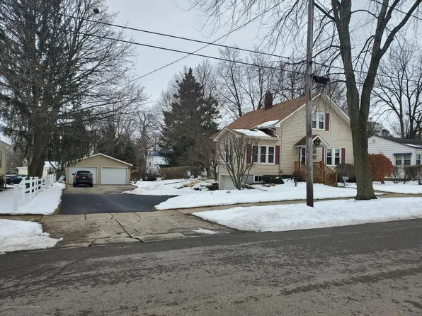 608 E Higham St, Saint Johns, MI 48879