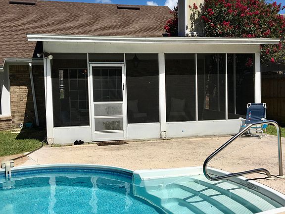 2nd image of 1543 Hope Valley Dr