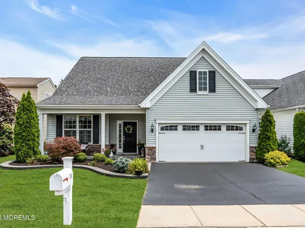 31 Mason Drive, Jackson, NJ 08527