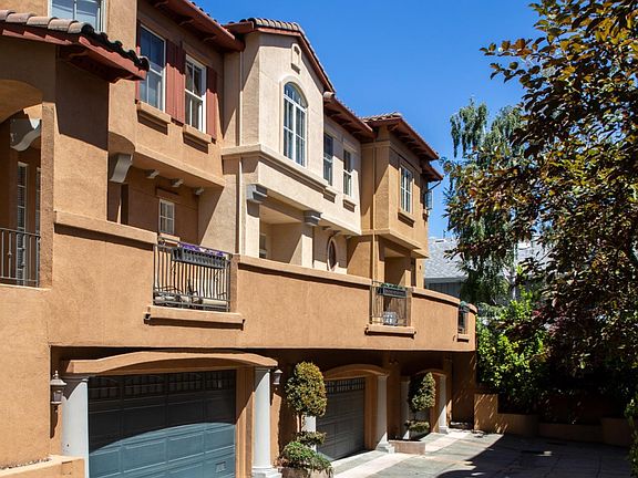 3rd image of 149 Cuesta Dr