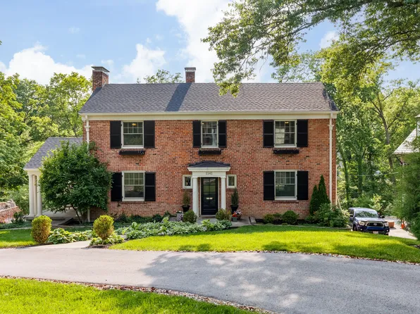 1141 Cleveland Ave, Park Hills, KY 41011