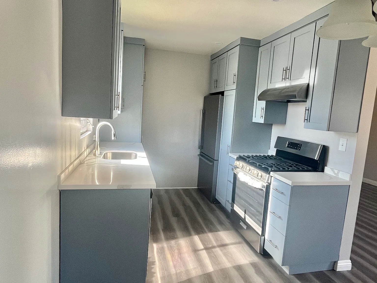 3741 Keystone Ave — Photo 3