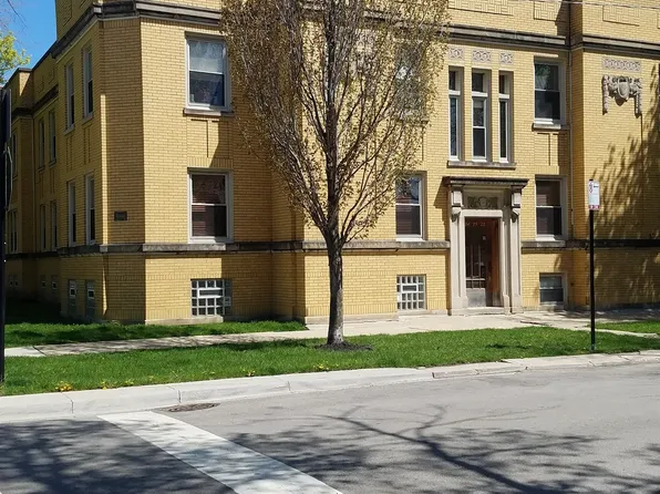 2522 W North Shore Ave #2, Chicago, IL 60645
