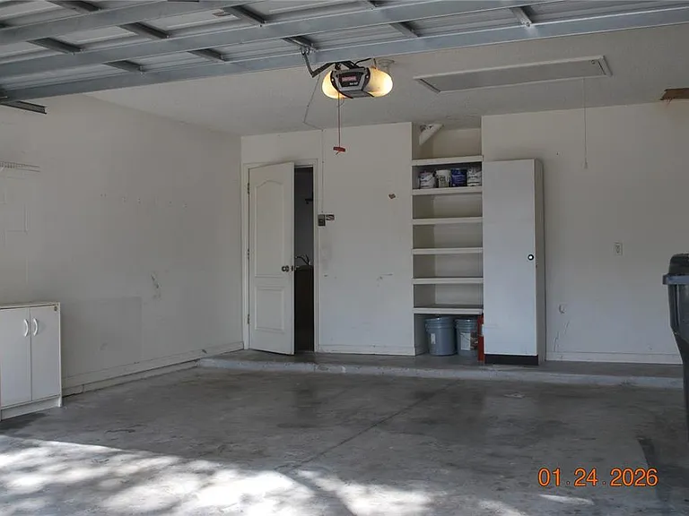 909 Grand Canyon Dr — Photo 6