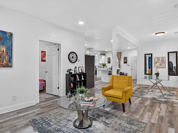 4th image of 2633 S 3rd STREET