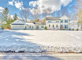 1 Grandhill Way, Pittsford, NY 14534