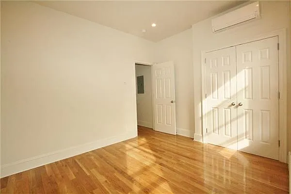 Rented by R New York | media 20