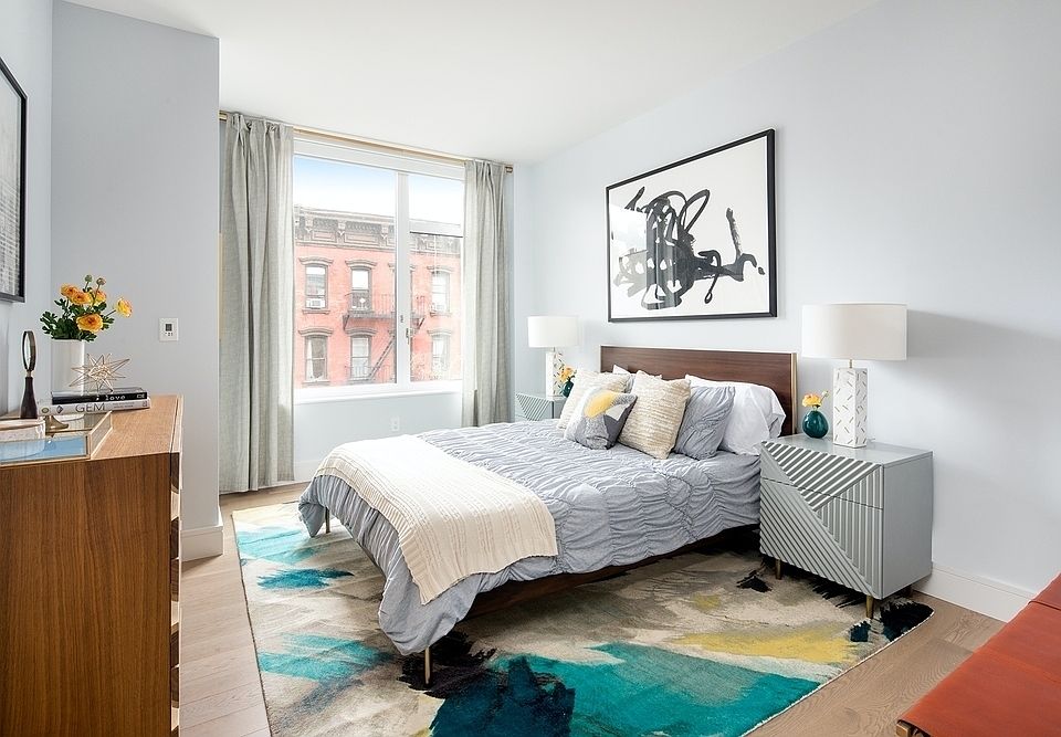 1st image of 510 E 14th St APT 507