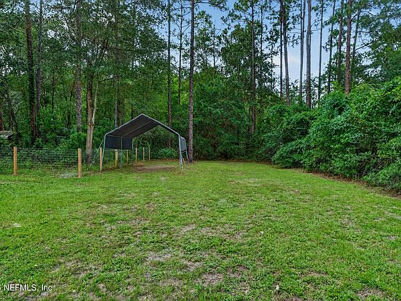4th image of 2965 GUAVA Court