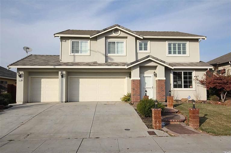 1st image of 2721 Wisteria Ln