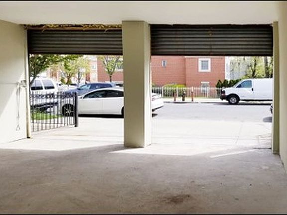 2nd image of 1108 Blake Ave