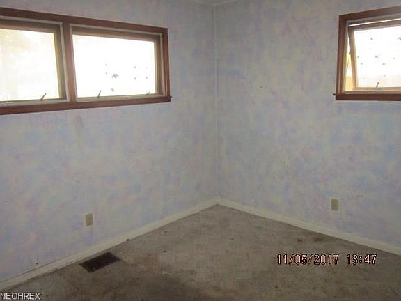 5th image of 276 Marseilles Ave