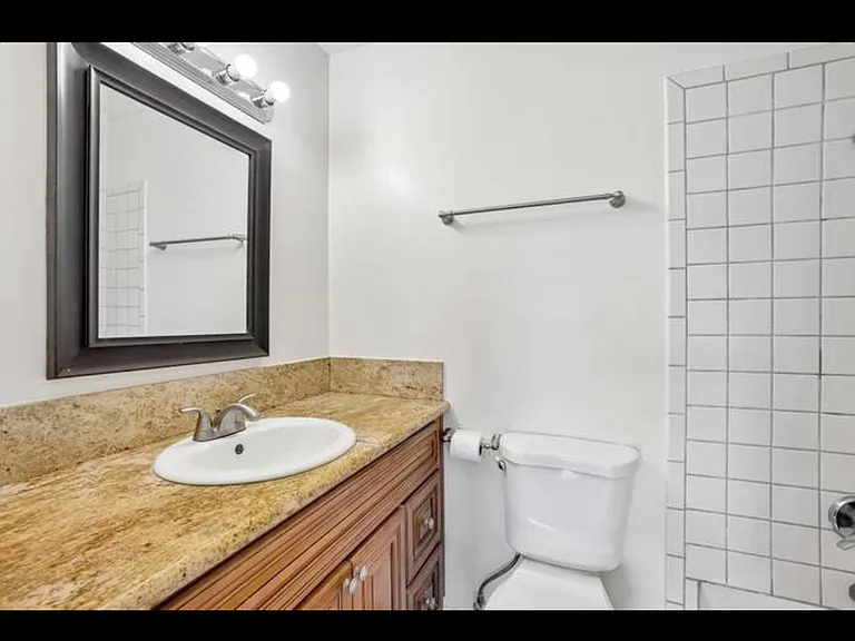 15210 Shadybend Dr #41 — Photo 20