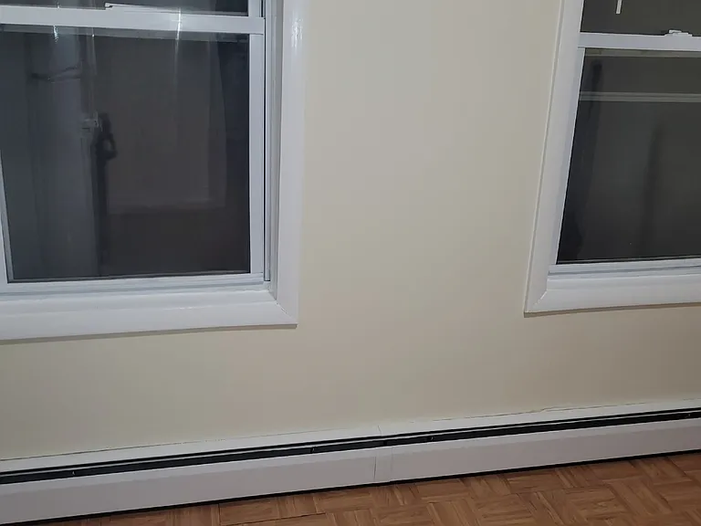 182 Pleasant St — Photo 6