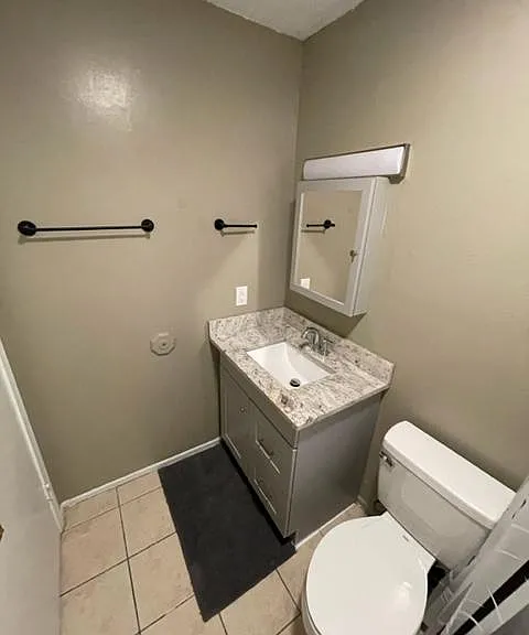 8506 Leake Ave #D — Photo 16