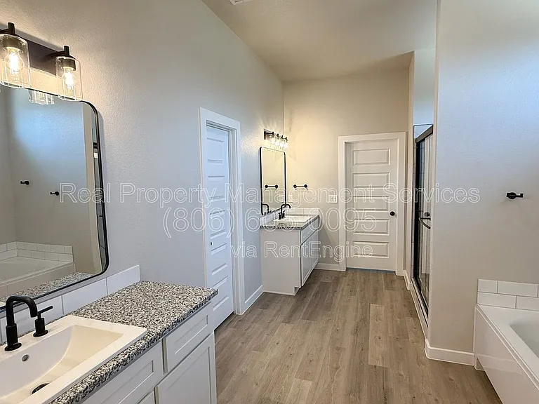 2915 Tractor Ave — Photo 6
